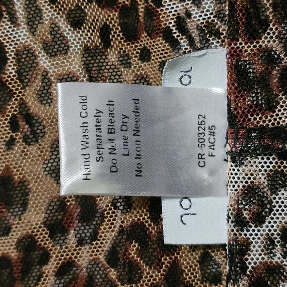 Jordan Taylor Leopard Print Sheer Swimsuit Coverup - Picture 9 of 9